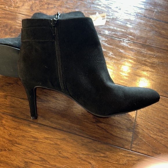 Alfani Womens Step 'N Flex Faust Booties Suede Almond Toe Ankle Fashion Boots - Picture 5 of 12